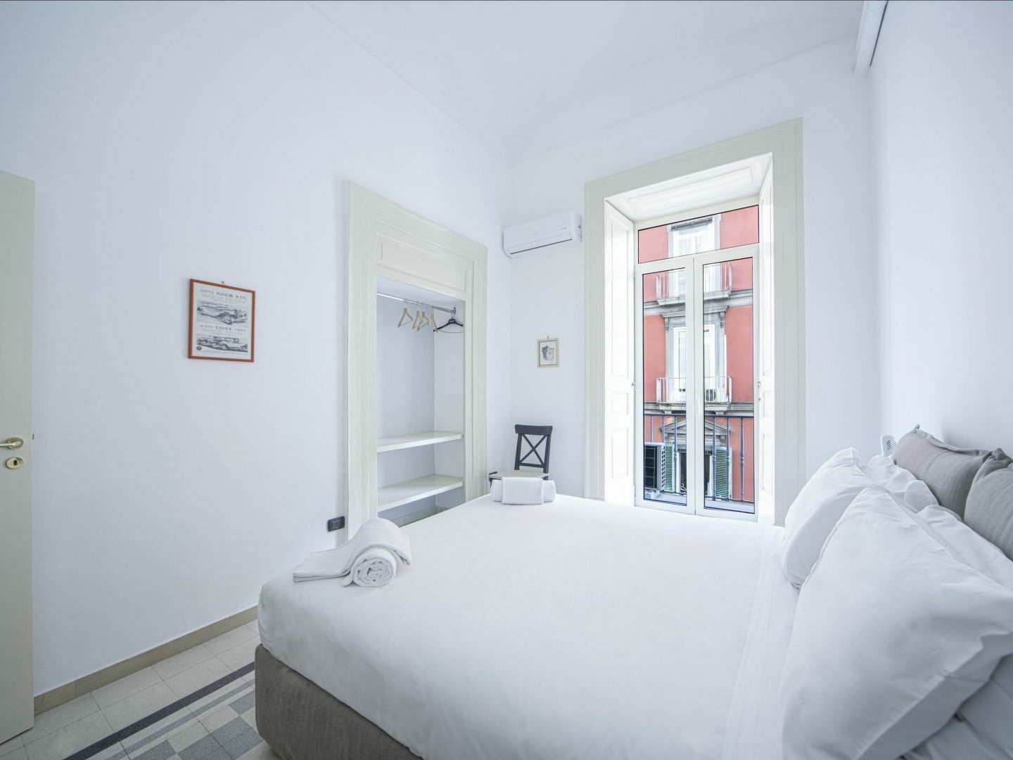 Apartment Casa Dante - Historic In The Perfect Location Naples